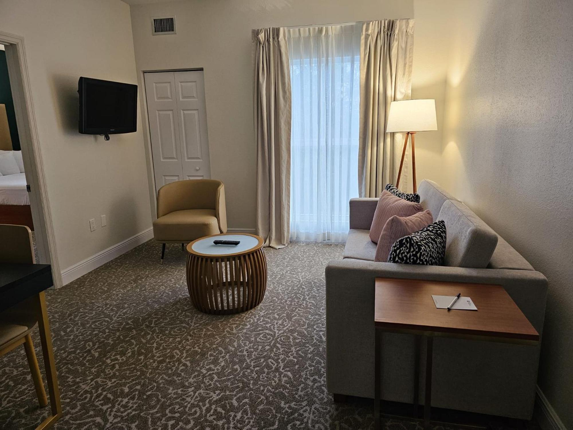 Montreal Suites Ορλάντο Εξωτερικό φωτογραφία
