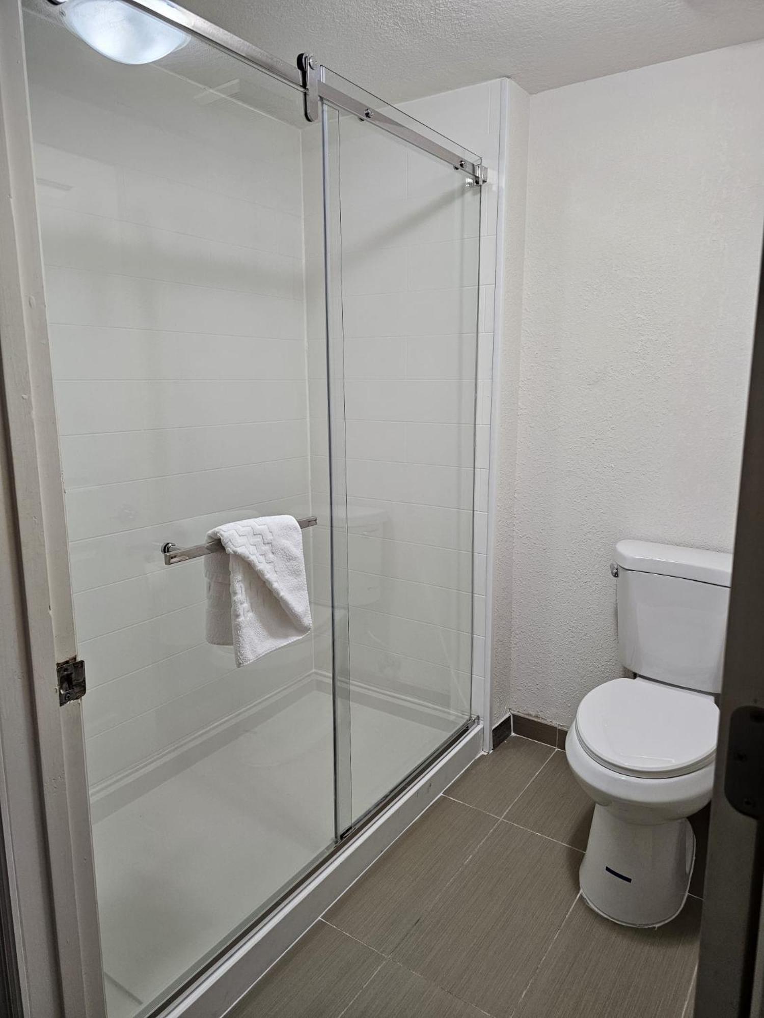 Montreal Suites Ορλάντο Εξωτερικό φωτογραφία